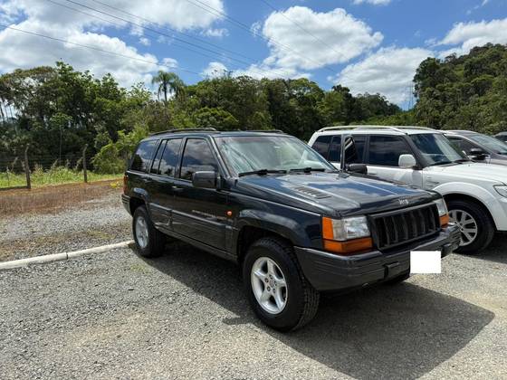 JEEP GRAND CHEROKEE 5.9 LIMITED LX 4X4 V8 16V GASOLINA 4P AUTOMÁTICO